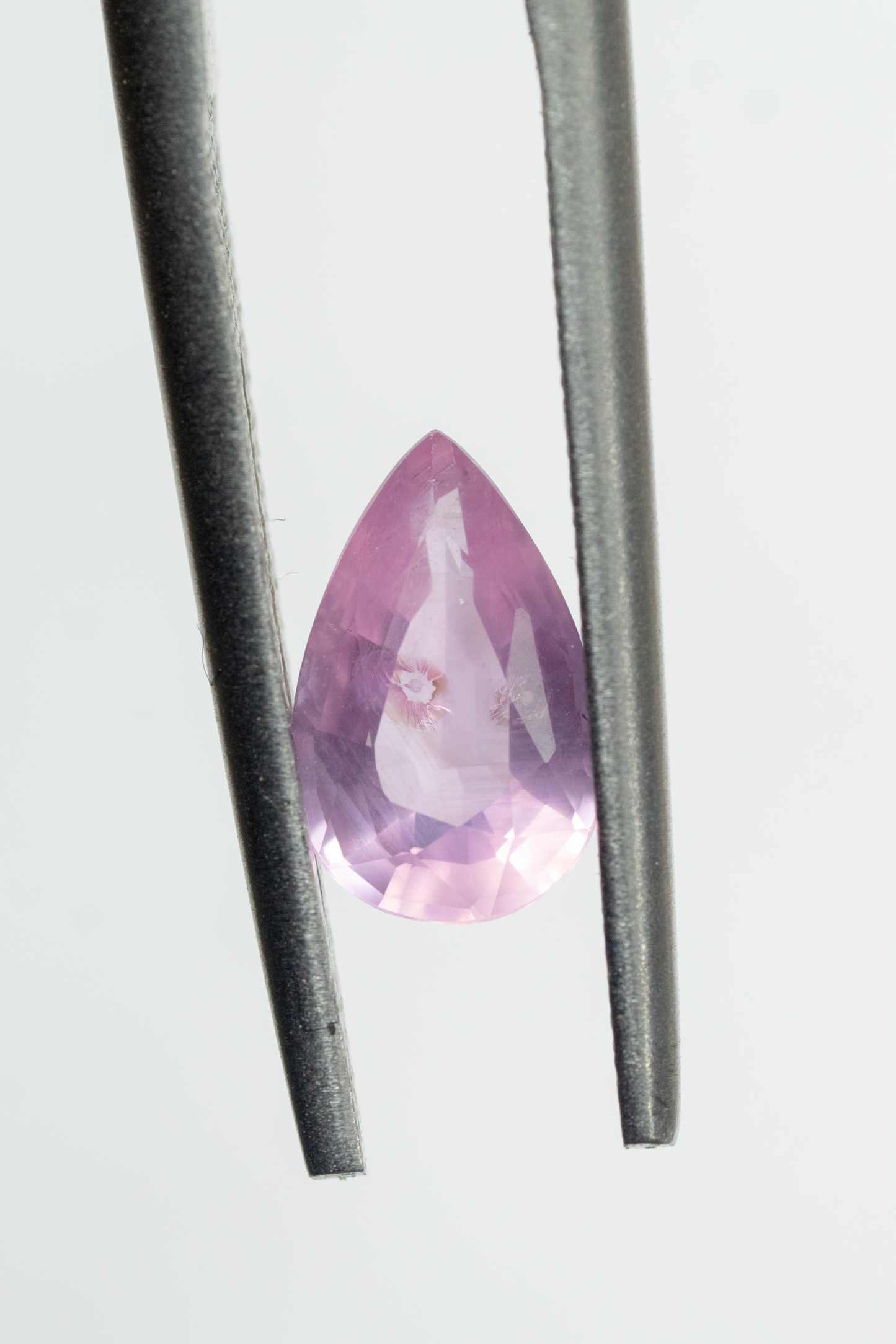 0.95ct Pear Light Pink Sapphire