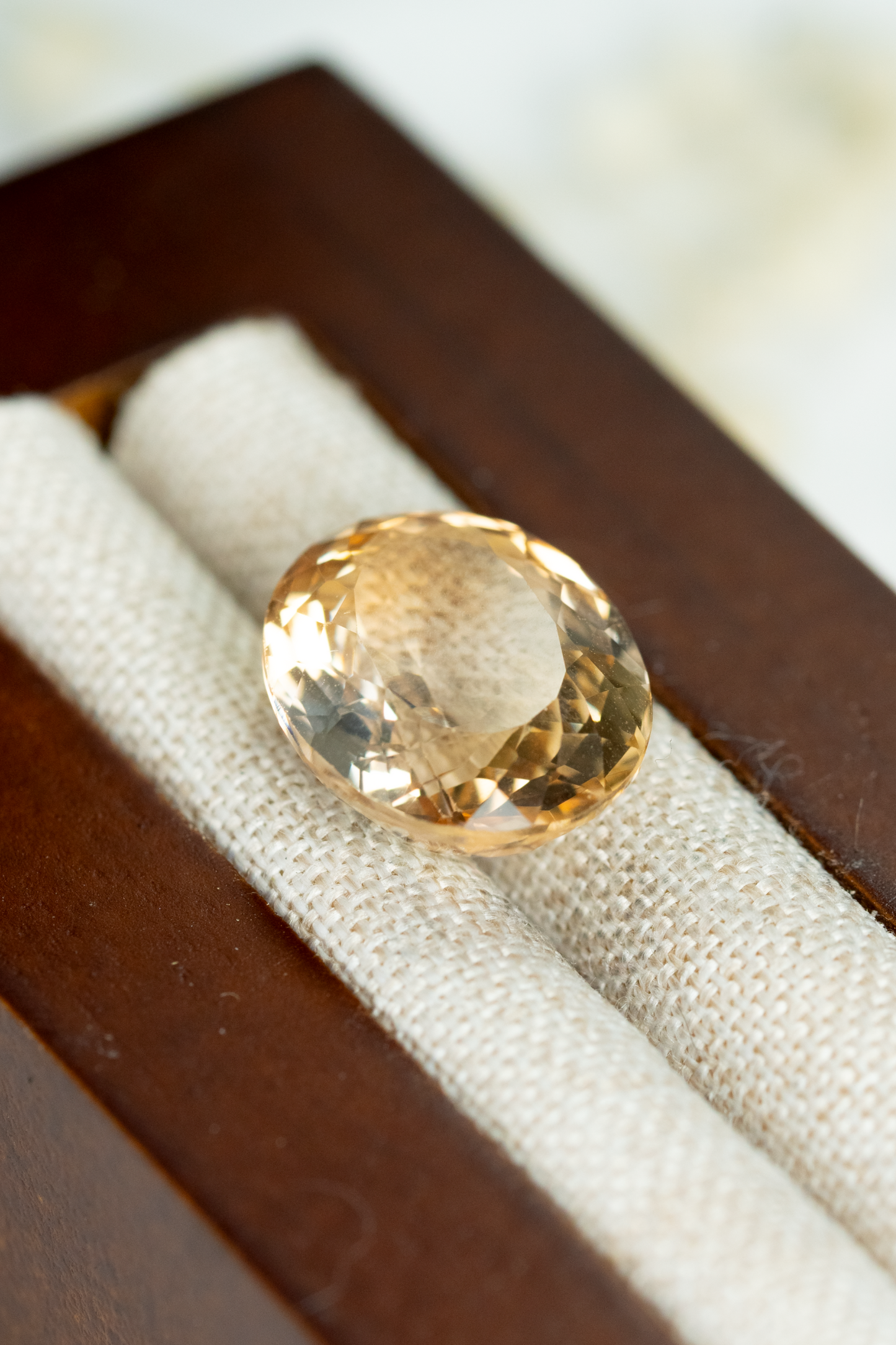 9.75ct Oval Champagne Topaz