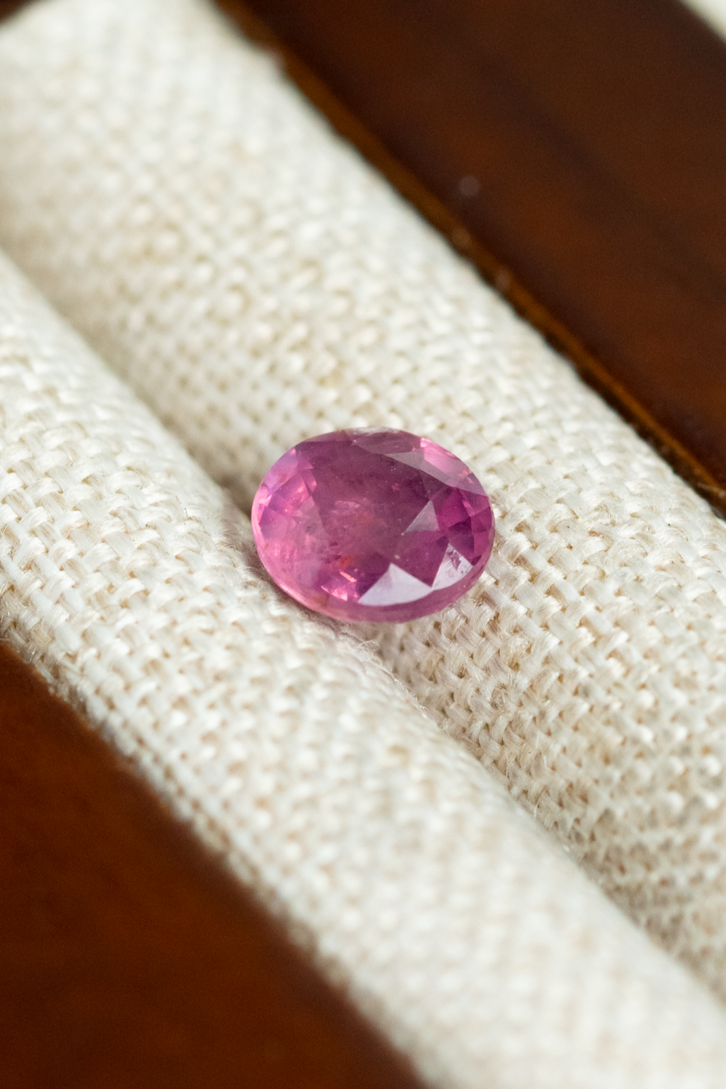0.78ct Round Pink Sapphire