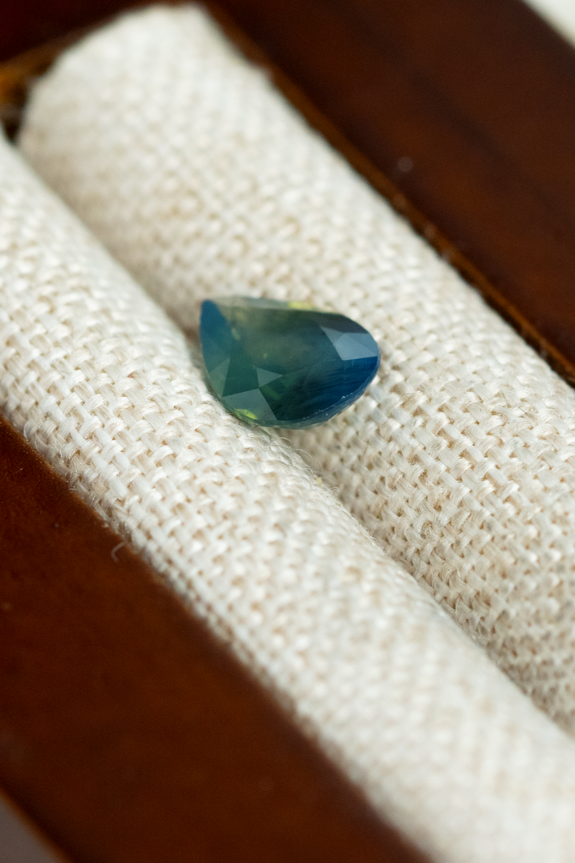 0.7ct Pear Opalescent Green-Blue Sapphire
