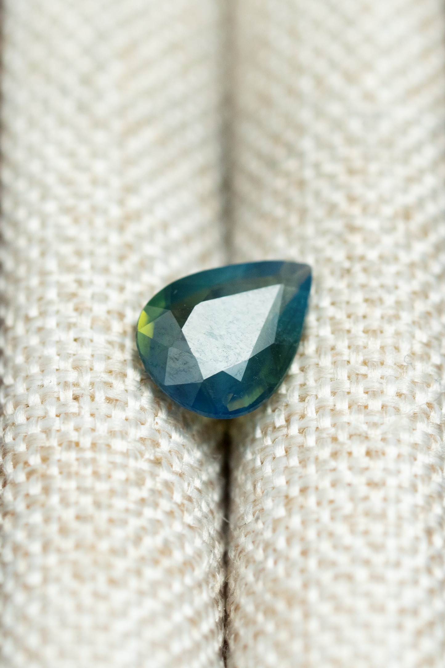 0.7ct Pear Opalescent Green-Blue Sapphire
